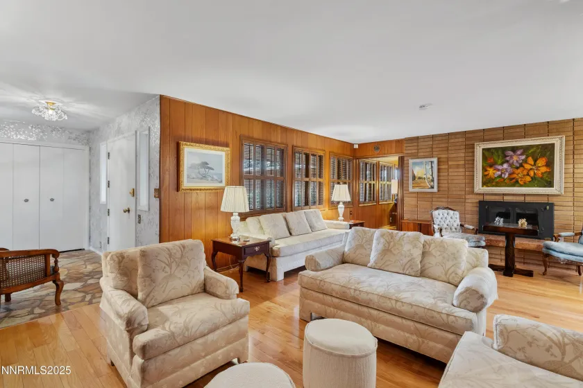 1885 Solari, Reno, Nevada 89509, 3 Bedrooms Bedrooms, ,3 BathroomsBathrooms,Residential,Residential,Solari,250057089