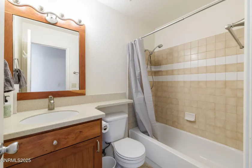 985 Hilltop, Carson City, Nevada 89705, 3 Bedrooms Bedrooms, ,2 BathroomsBathrooms,Residential,Residential,Hilltop,250057794