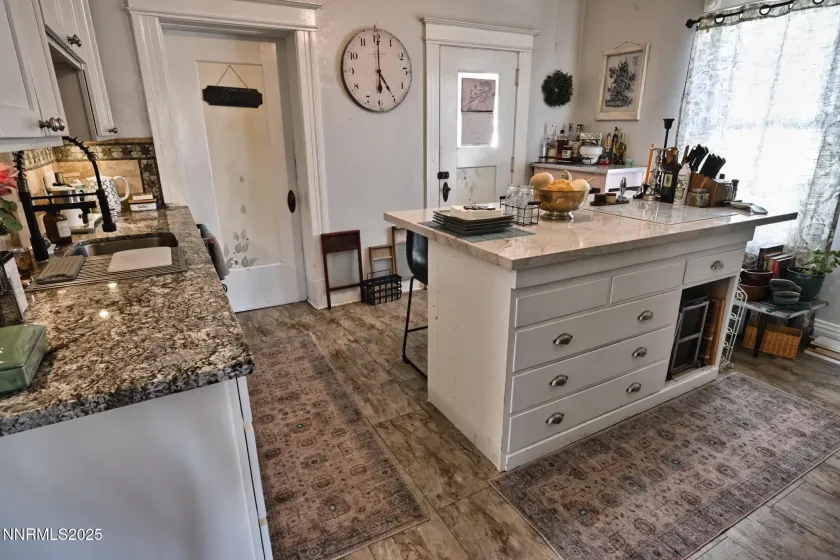 1566 4th, Minden, Nevada 89423, 3 Bedrooms Bedrooms, ,3 BathroomsBathrooms,Residential,Residential,4th,250057796