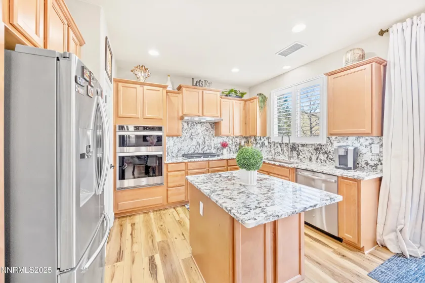 2015 Black Sand, Reno, Nevada 89521, 3 Bedrooms Bedrooms, ,3 BathroomsBathrooms,Residential,Residential,Black Sand,250057795