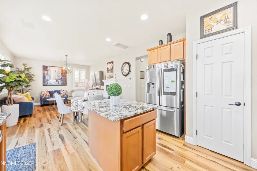 2015 Black Sand, Reno, Nevada 89521, 3 Bedrooms Bedrooms, ,3 BathroomsBathrooms,Residential,Residential,Black Sand,250057795