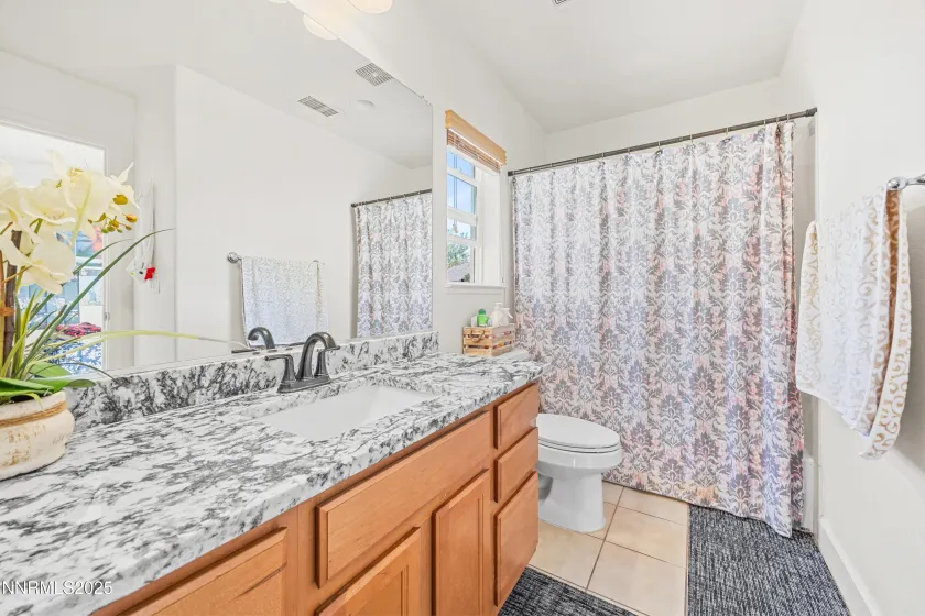 2015 Black Sand, Reno, Nevada 89521, 3 Bedrooms Bedrooms, ,3 BathroomsBathrooms,Residential,Residential,Black Sand,250057795