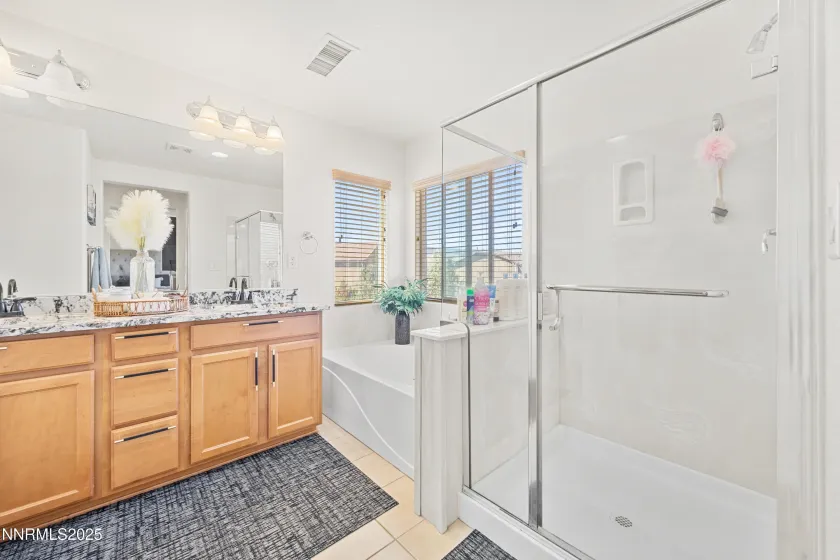 2015 Black Sand, Reno, Nevada 89521, 3 Bedrooms Bedrooms, ,3 BathroomsBathrooms,Residential,Residential,Black Sand,250057795