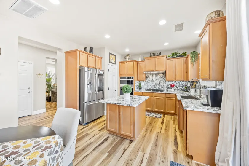 2015 Black Sand, Reno, Nevada 89521, 3 Bedrooms Bedrooms, ,3 BathroomsBathrooms,Residential,Residential,Black Sand,250057795