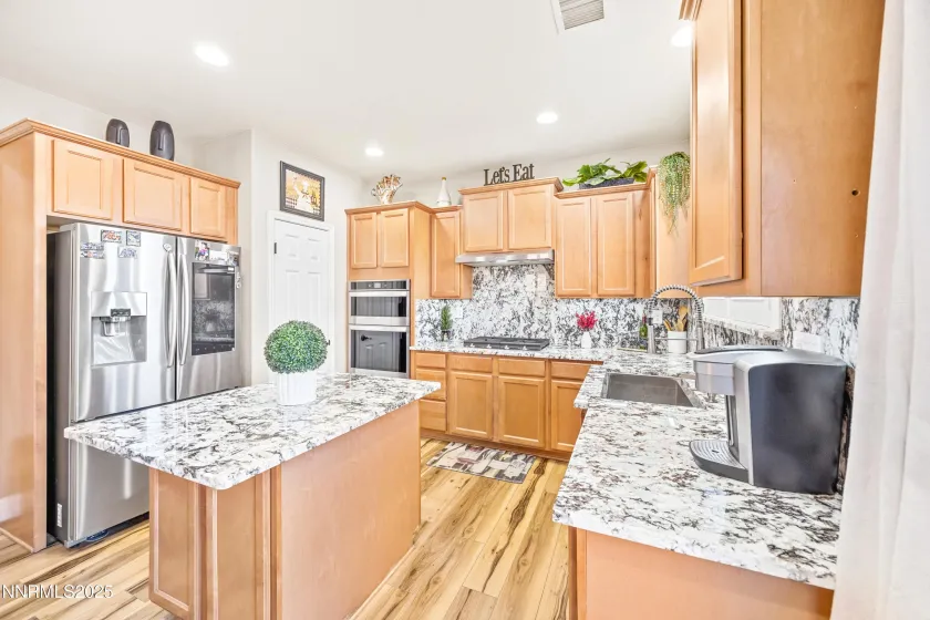 2015 Black Sand, Reno, Nevada 89521, 3 Bedrooms Bedrooms, ,3 BathroomsBathrooms,Residential,Residential,Black Sand,250057795