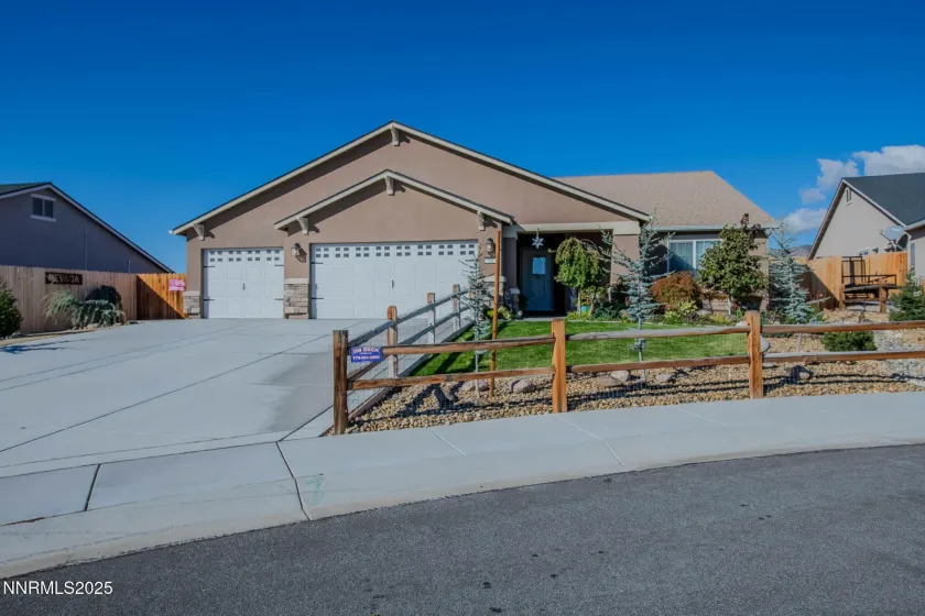 306 Redwall, Dayton, Nevada 89403, 4 Bedrooms Bedrooms, ,3 BathroomsBathrooms,Residential,Residential,Redwall,250057776