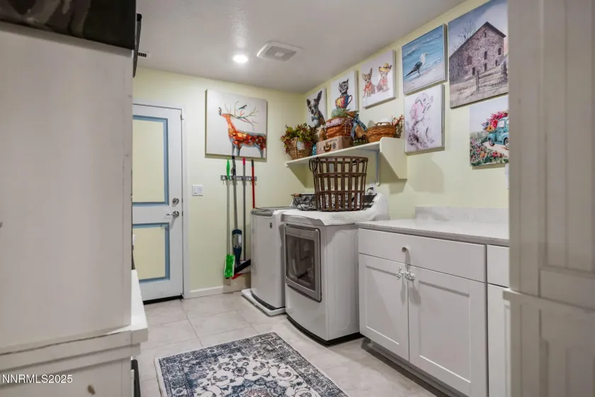 306 Redwall, Dayton, Nevada 89403, 4 Bedrooms Bedrooms, ,3 BathroomsBathrooms,Residential,Residential,Redwall,250057776