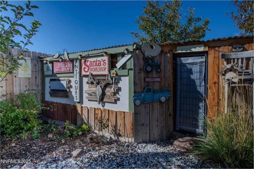 306 Redwall, Dayton, Nevada 89403, 4 Bedrooms Bedrooms, ,3 BathroomsBathrooms,Residential,Residential,Redwall,250057776