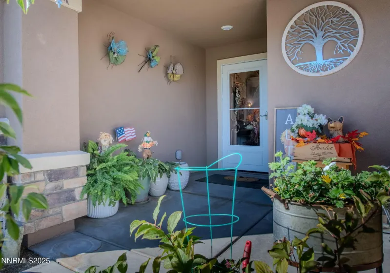 306 Redwall, Dayton, Nevada 89403, 4 Bedrooms Bedrooms, ,3 BathroomsBathrooms,Residential,Residential,Redwall,250057776