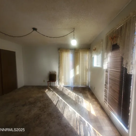 104 F, Hawthorne, Nevada 89415, 3 Bedrooms Bedrooms, ,2 BathroomsBathrooms,Residential,Residential,F,250057777