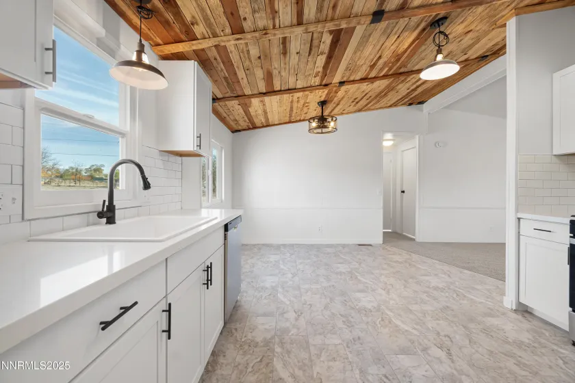 4915 Cheyenne, Stagecoach, Nevada 89429, 3 Bedrooms Bedrooms, ,2 BathroomsBathrooms,Residential,Residential,Cheyenne,250057778