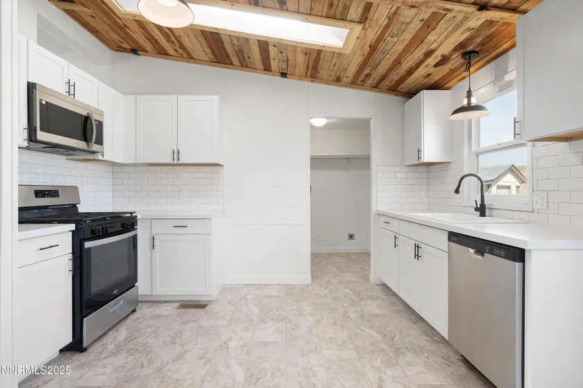 4915 Cheyenne, Stagecoach, Nevada 89429, 3 Bedrooms Bedrooms, ,2 BathroomsBathrooms,Residential,Residential,Cheyenne,250057778