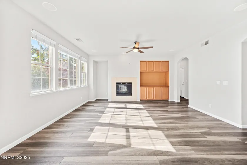 3991 White Oak, Sparks, Nevada 89436, 4 Bedrooms Bedrooms, ,4 BathroomsBathrooms,Residential,Residential,White Oak,250057779