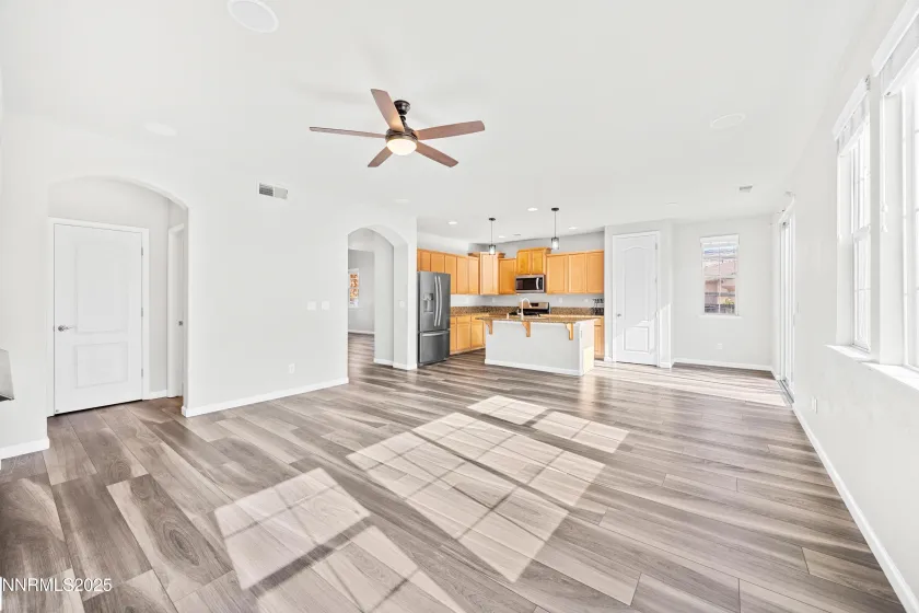 3991 White Oak, Sparks, Nevada 89436, 4 Bedrooms Bedrooms, ,4 BathroomsBathrooms,Residential,Residential,White Oak,250057779