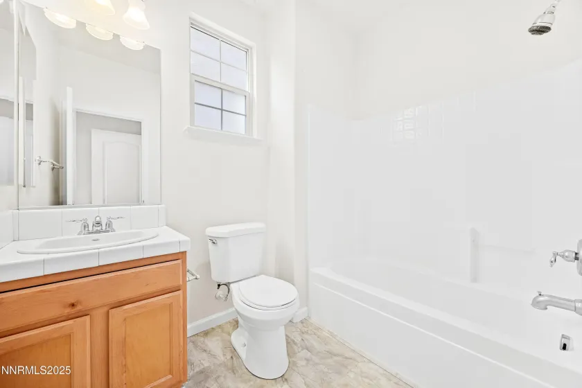 3991 White Oak, Sparks, Nevada 89436, 4 Bedrooms Bedrooms, ,4 BathroomsBathrooms,Residential,Residential,White Oak,250057779