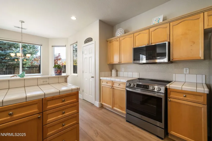 10560 Vista Alta, Reno, Nevada 89521, 3 Bedrooms Bedrooms, ,2 BathroomsBathrooms,Residential,Residential,Vista Alta,250057784