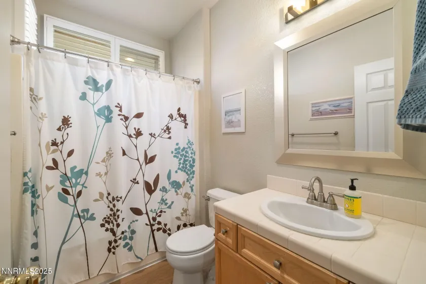 10560 Vista Alta, Reno, Nevada 89521, 3 Bedrooms Bedrooms, ,2 BathroomsBathrooms,Residential,Residential,Vista Alta,250057784