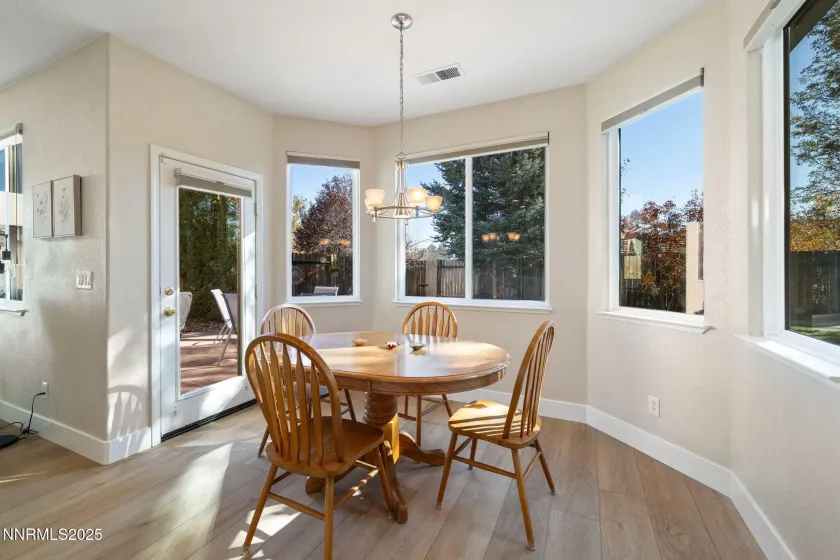 10560 Vista Alta, Reno, Nevada 89521, 3 Bedrooms Bedrooms, ,2 BathroomsBathrooms,Residential,Residential,Vista Alta,250057784