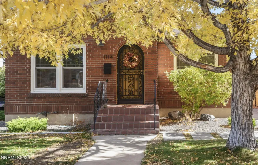 1114 Arlington, Reno, Nevada 89509, 3 Bedrooms Bedrooms, ,2 BathroomsBathrooms,Residential,Residential,Arlington,250057785