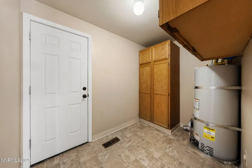 1897 Bonita Vista, Sparks, Nevada 89434, 4 Bedrooms Bedrooms, ,2 BathroomsBathrooms,Residential,Residential,Bonita Vista,250057788