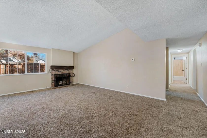 1897 Bonita Vista, Sparks, Nevada 89434, 4 Bedrooms Bedrooms, ,2 BathroomsBathrooms,Residential,Residential,Bonita Vista,250057788