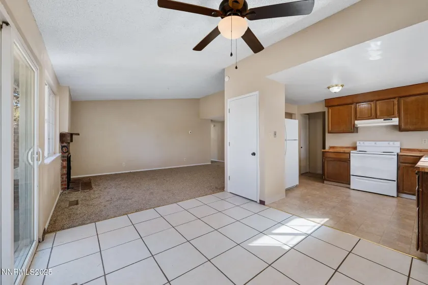 1897 Bonita Vista, Sparks, Nevada 89434, 4 Bedrooms Bedrooms, ,2 BathroomsBathrooms,Residential,Residential,Bonita Vista,250057788