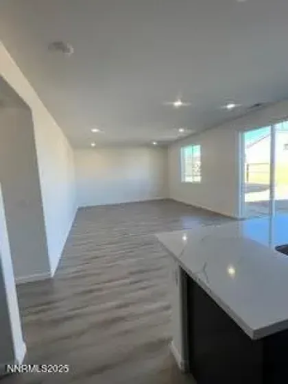 8465 Endor, Reno, Nevada 89506, 3 Bedrooms Bedrooms, ,3 BathroomsBathrooms,Residential,Residential,Endor,250057789