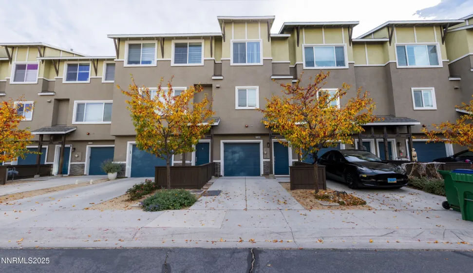 2780 Elsie Irene, Reno, Nevada 89503, 2 Bedrooms Bedrooms, ,3 BathroomsBathrooms,Residential,Residential,Elsie Irene,250057802