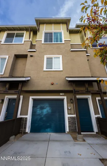 2780 Elsie Irene, Reno, Nevada 89503, 2 Bedrooms Bedrooms, ,3 BathroomsBathrooms,Residential,Residential,Elsie Irene,250057802