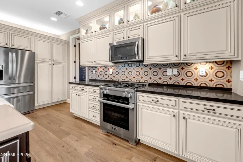 9930 Hafflinger, Reno, Nevada 89521, 2 Bedrooms Bedrooms, ,2 BathroomsBathrooms,Residential,Residential,Hafflinger,250057811