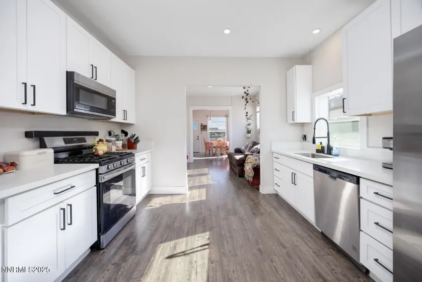 126 Laverne, Fallon, Nevada 89406, 2 Bedrooms Bedrooms, ,1 BathroomBathrooms,Residential,Residential,Laverne,250057810