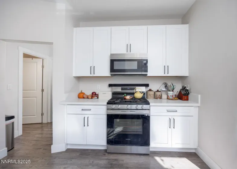 126 Laverne, Fallon, Nevada 89406, 2 Bedrooms Bedrooms, ,1 BathroomBathrooms,Residential,Residential,Laverne,250057810