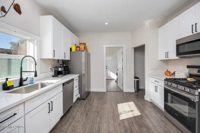 126 Laverne, Fallon, Nevada 89406, 2 Bedrooms Bedrooms, ,1 BathroomBathrooms,Residential,Residential,Laverne,250057810