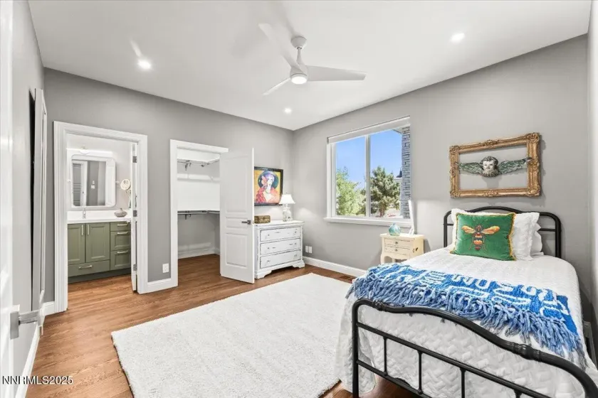 Guest Bed with Jack-n-Jill Bathroom