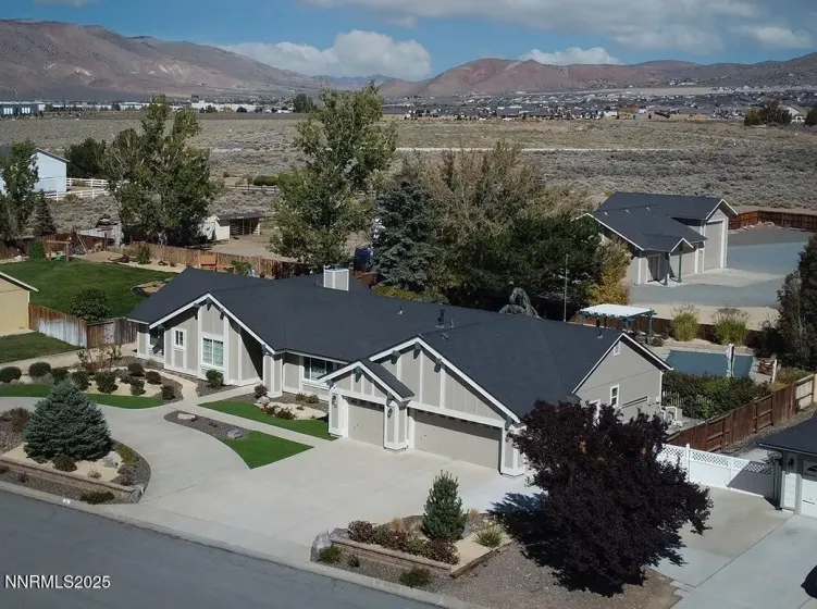 25 Nives, Sparks, Nevada 89441, 4 Bedrooms Bedrooms, ,3 BathroomsBathrooms,Residential,Residential,Nives,250057819