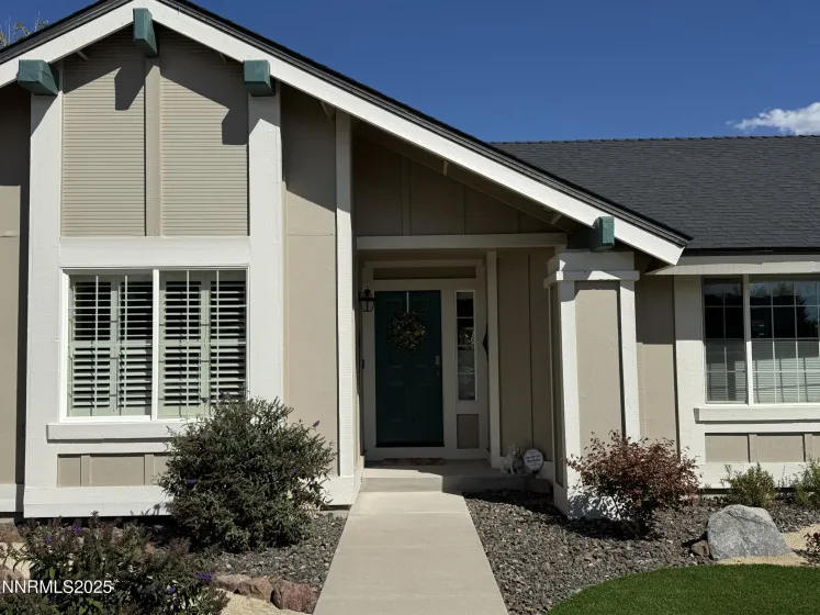 25 Nives, Sparks, Nevada 89441, 4 Bedrooms Bedrooms, ,3 BathroomsBathrooms,Residential,Residential,Nives,250057819