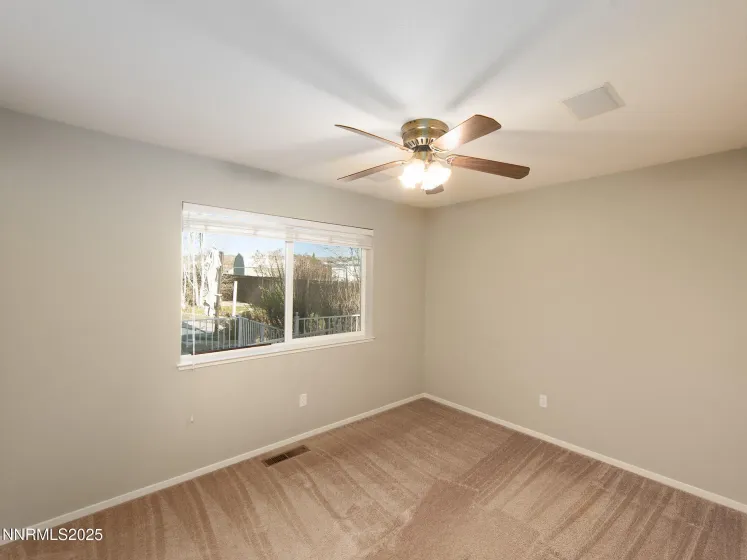 25 Nives, Sparks, Nevada 89441, 4 Bedrooms Bedrooms, ,3 BathroomsBathrooms,Residential,Residential,Nives,250057819