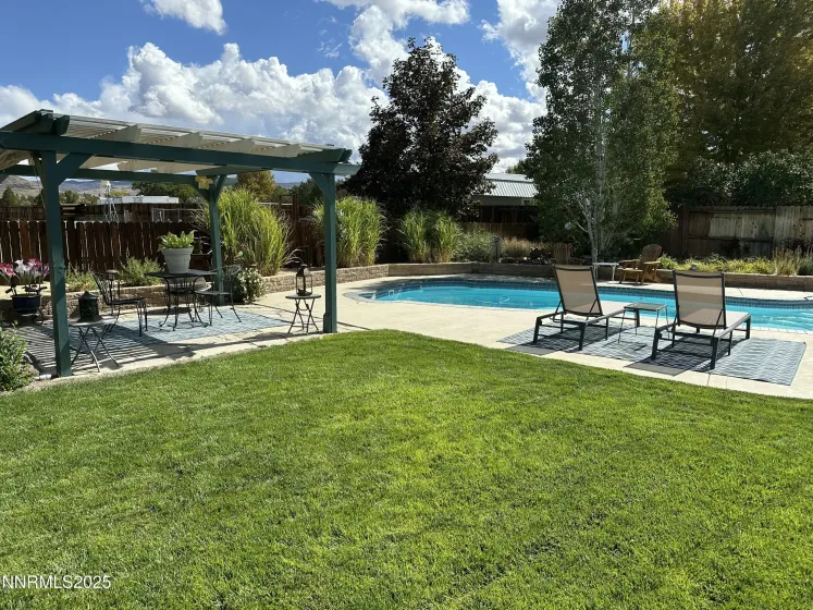 25 Nives, Sparks, Nevada 89441, 4 Bedrooms Bedrooms, ,3 BathroomsBathrooms,Residential,Residential,Nives,250057819