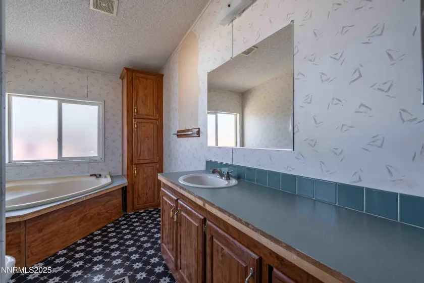 5194 Northern Lights, Reno, Nevada 89506, 3 Bedrooms Bedrooms, ,2 BathroomsBathrooms,Residential,Residential,Northern Lights,250057820