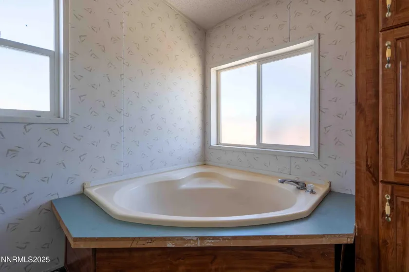 5194 Northern Lights, Reno, Nevada 89506, 3 Bedrooms Bedrooms, ,2 BathroomsBathrooms,Residential,Residential,Northern Lights,250057820