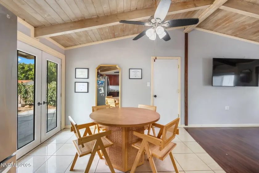 1121 Greenbrae, Sparks, Nevada 89431, 3 Bedrooms Bedrooms, ,1 BathroomBathrooms,Residential,Residential,Greenbrae,250056279