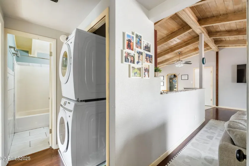 1121 Greenbrae, Sparks, Nevada 89431, 3 Bedrooms Bedrooms, ,1 BathroomBathrooms,Residential,Residential,Greenbrae,250056279