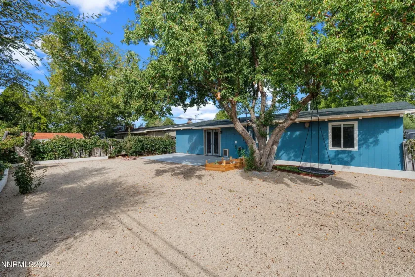 1121 Greenbrae, Sparks, Nevada 89431, 3 Bedrooms Bedrooms, ,1 BathroomBathrooms,Residential,Residential,Greenbrae,250056279