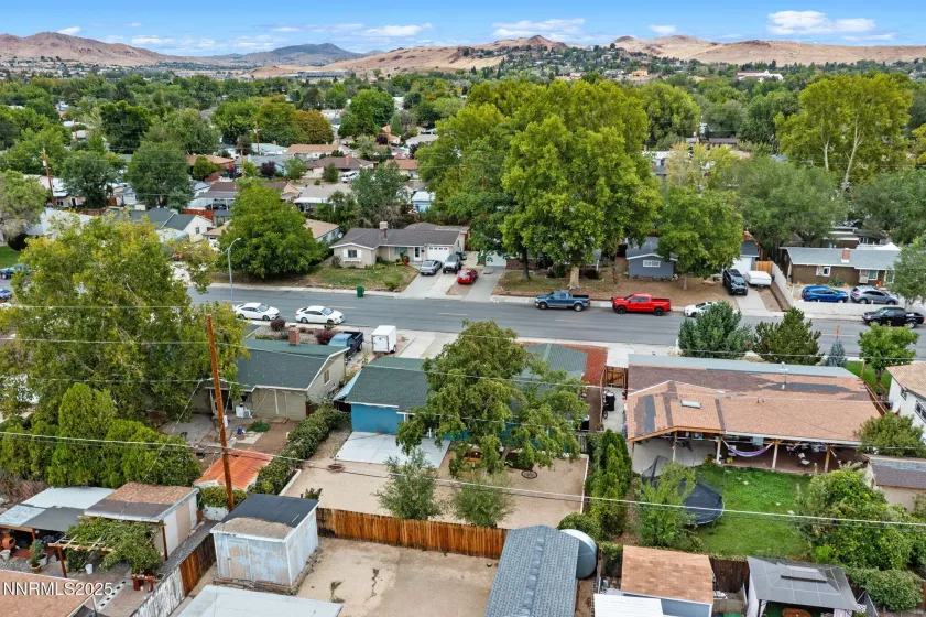 1121 Greenbrae, Sparks, Nevada 89431, 3 Bedrooms Bedrooms, ,1 BathroomBathrooms,Residential,Residential,Greenbrae,250056279