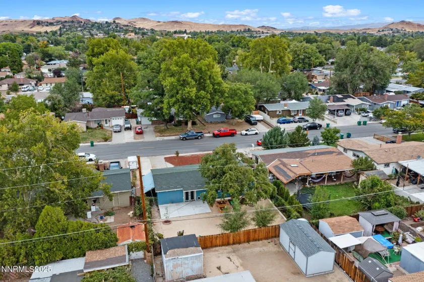 1121 Greenbrae, Sparks, Nevada 89431, 3 Bedrooms Bedrooms, ,1 BathroomBathrooms,Residential,Residential,Greenbrae,250056279