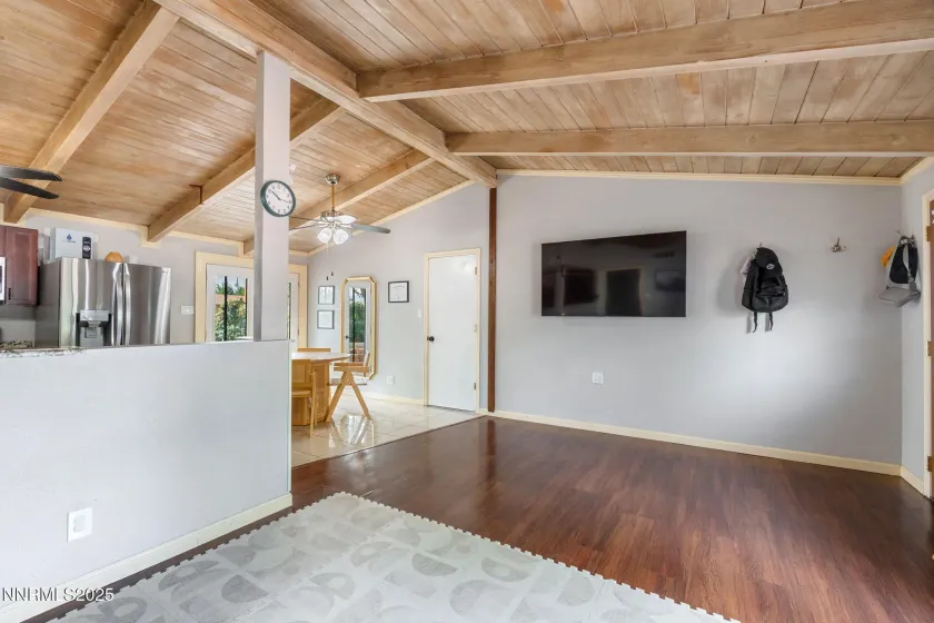 1121 Greenbrae, Sparks, Nevada 89431, 3 Bedrooms Bedrooms, ,1 BathroomBathrooms,Residential,Residential,Greenbrae,250056279