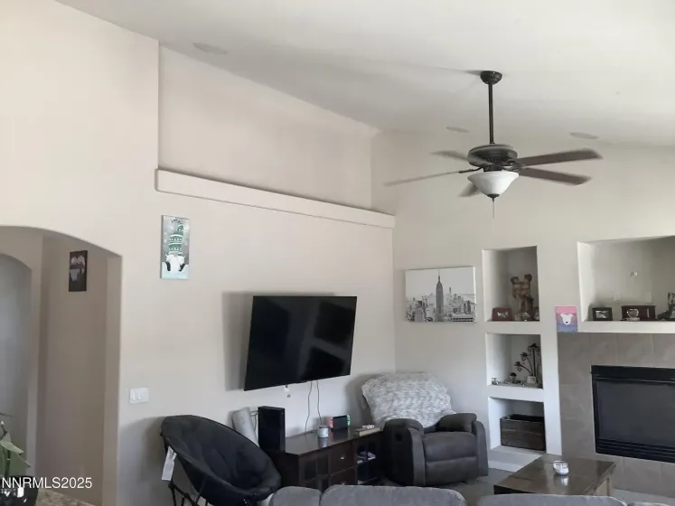 211 Shady Grove, Dayton, Nevada 89403, 3 Bedrooms Bedrooms, ,2 BathroomsBathrooms,Residential,Residential,Shady Grove,250057824