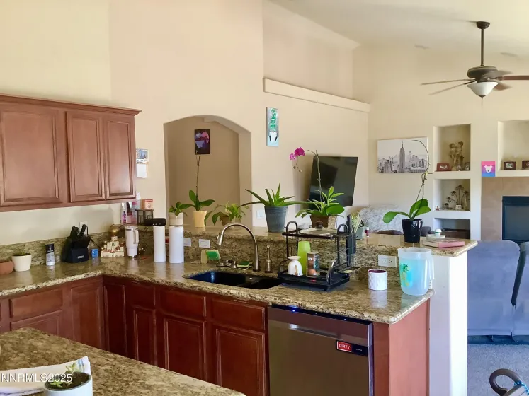 211 Shady Grove, Dayton, Nevada 89403, 3 Bedrooms Bedrooms, ,2 BathroomsBathrooms,Residential,Residential,Shady Grove,250057824