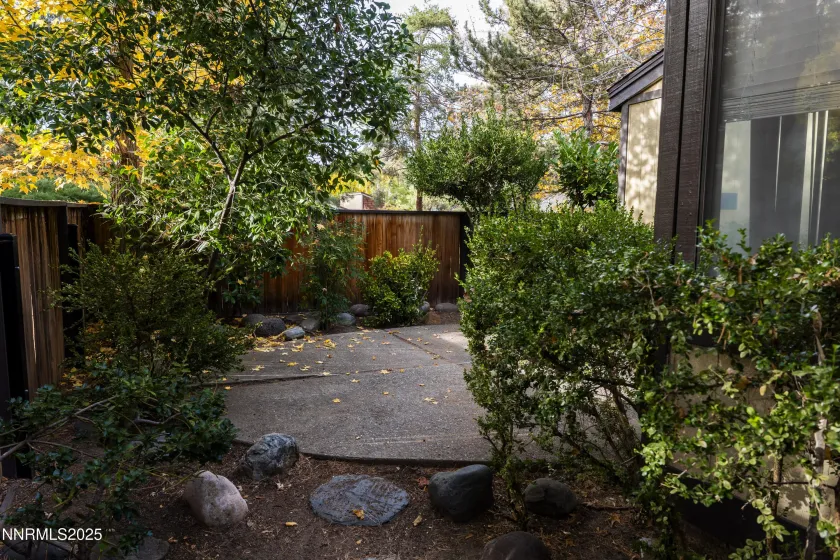 360 Riverview, Reno, Nevada 89509, 2 Bedrooms Bedrooms, ,2 BathroomsBathrooms,Residential,Residential,Riverview,250057827