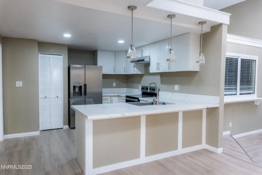 360 Riverview, Reno, Nevada 89509, 2 Bedrooms Bedrooms, ,2 BathroomsBathrooms,Residential,Residential,Riverview,250057827